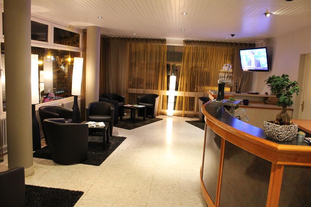 Bagnoles Hotel - Contact Hotel Bagnoles de l'Orne Normandie エクステリア 写真