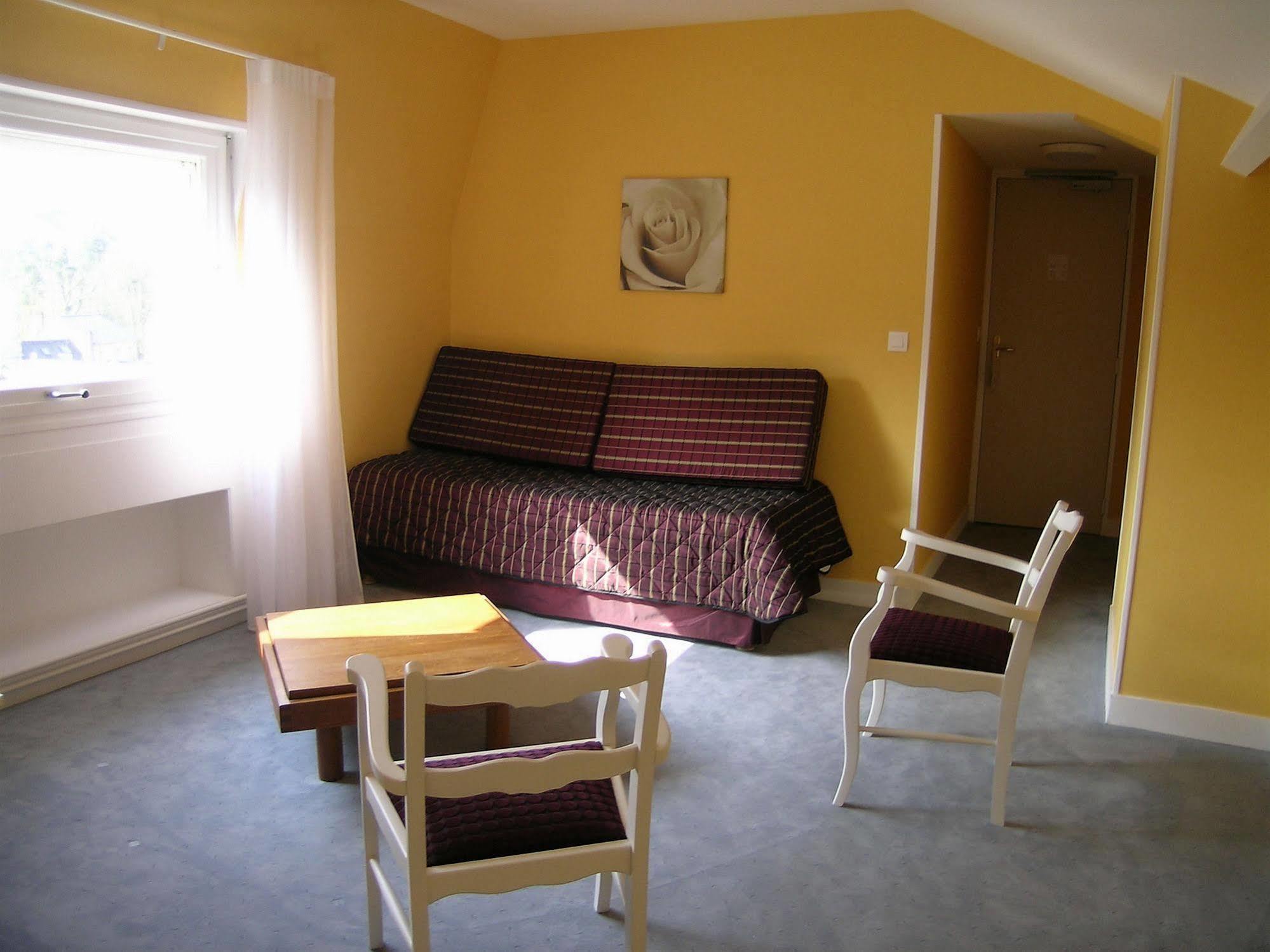 Bagnoles Hotel - Contact Hotel Bagnoles de l'Orne Normandie エクステリア 写真