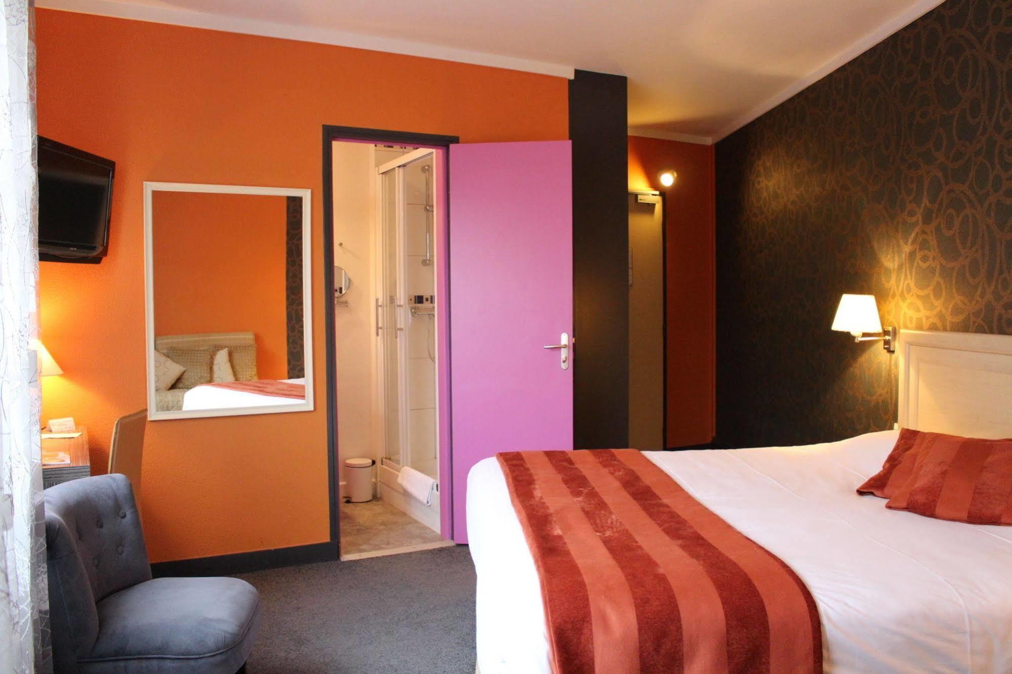 Bagnoles Hotel - Contact Hotel Bagnoles de l'Orne Normandie エクステリア 写真