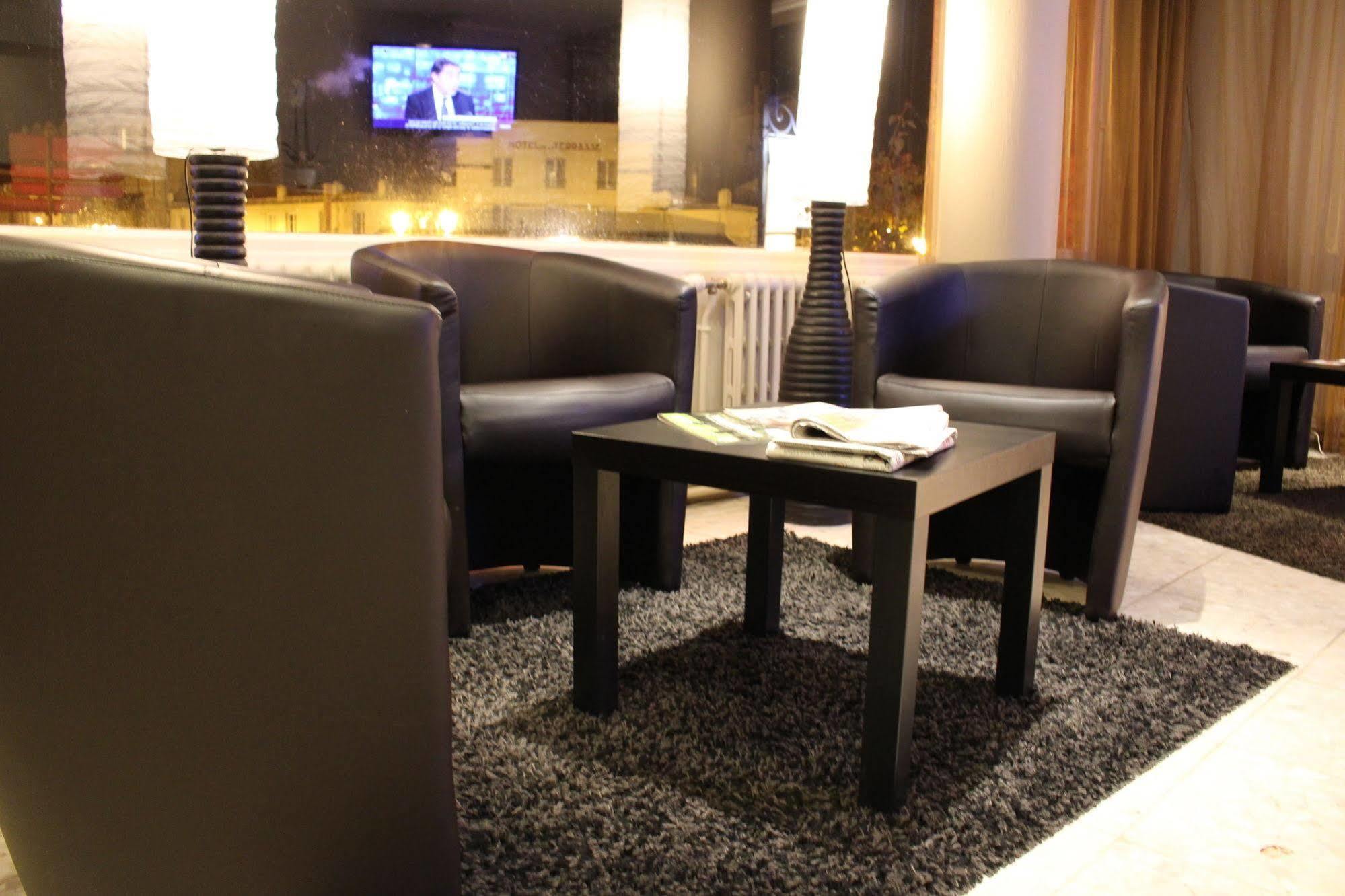 Bagnoles Hotel - Contact Hotel Bagnoles de l'Orne Normandie エクステリア 写真